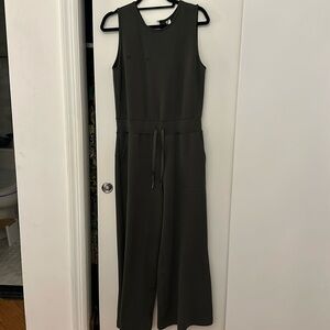 Spanx AirEssentials Sleeveless Jumpsuit in Dark Palm, Petite Size: L